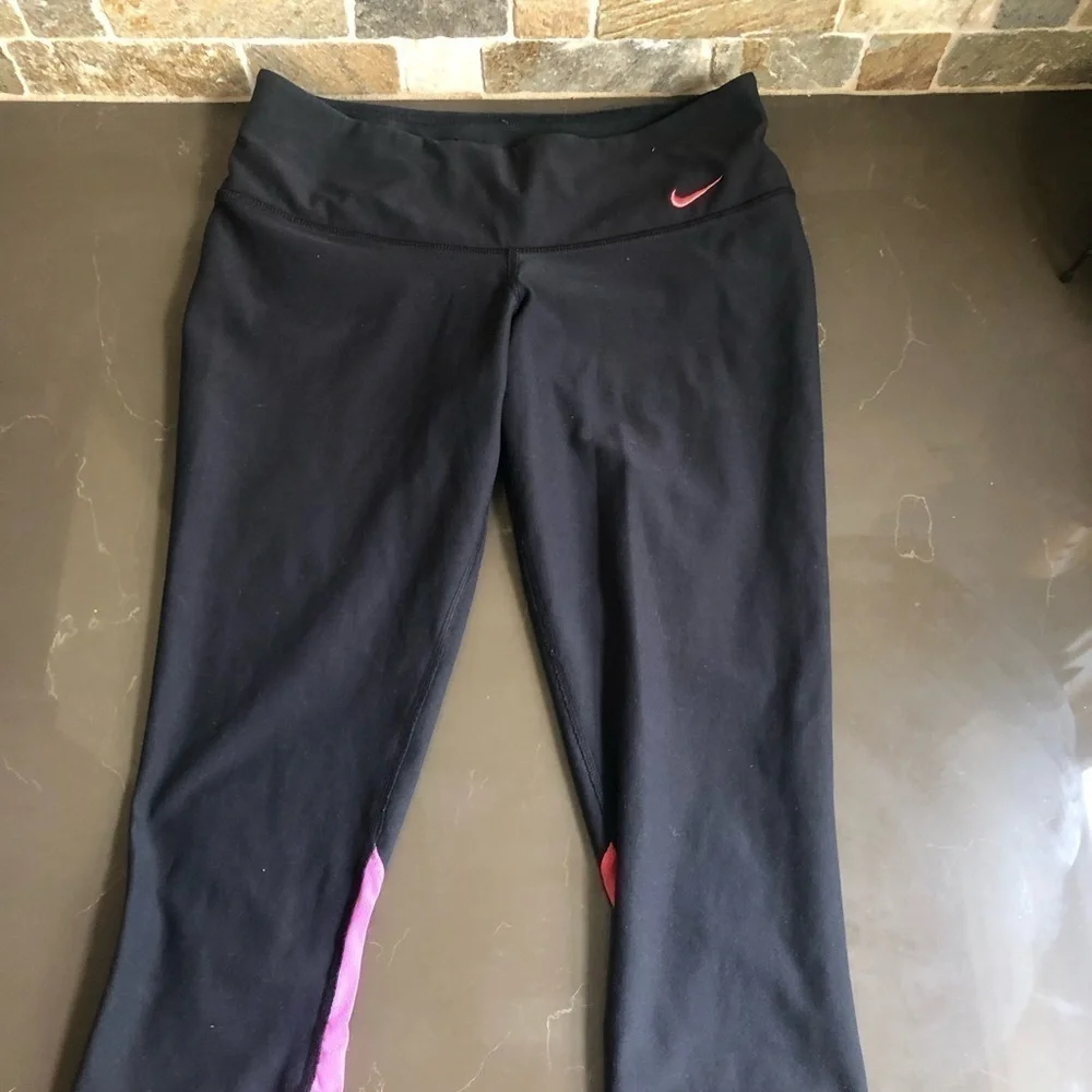 Nike Bundle / size Small / 2 piece activewear bundle / tank / leggings
